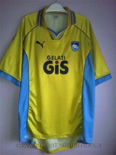 Pescara Away baju bolasepak 1999 - 2000