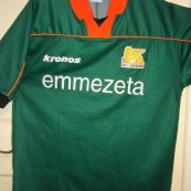 Third football shirt 1999 - 2000