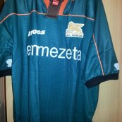 Third football shirt 1999 - 2000