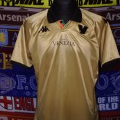 Third football shirt 2022 - 2023