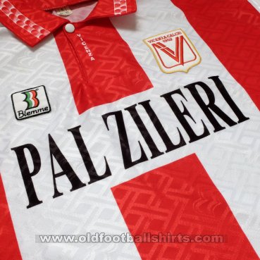 Vicenza Virtus Home football shirt 1996 - 1997