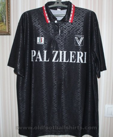 Vicenza Virtus Away football shirt 1995 - 1996