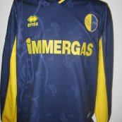 Third football shirt 2002 - 2003