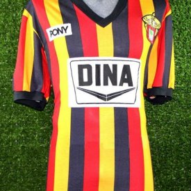 Leones Negros Home football shirt 1991 sponsored by Dina