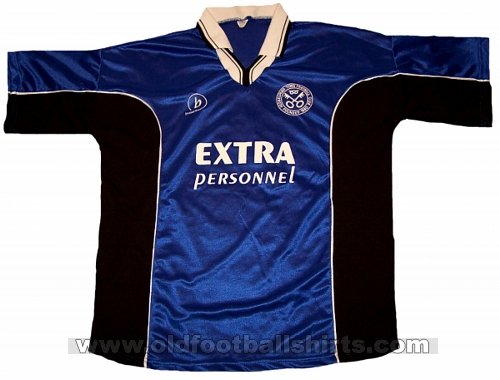 Hednesford Town Away football shirt 2001 - 2002