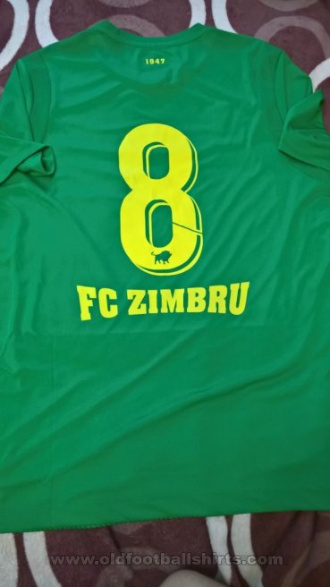 FC Zimbru Chisinau Home football shirt 2020 - 2021