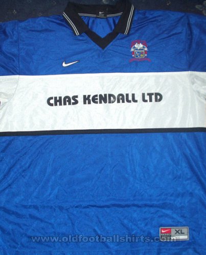 Barrow Home football shirt 2000 - 2001