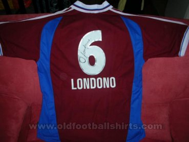 Servette Home football shirt 2000 - 2001