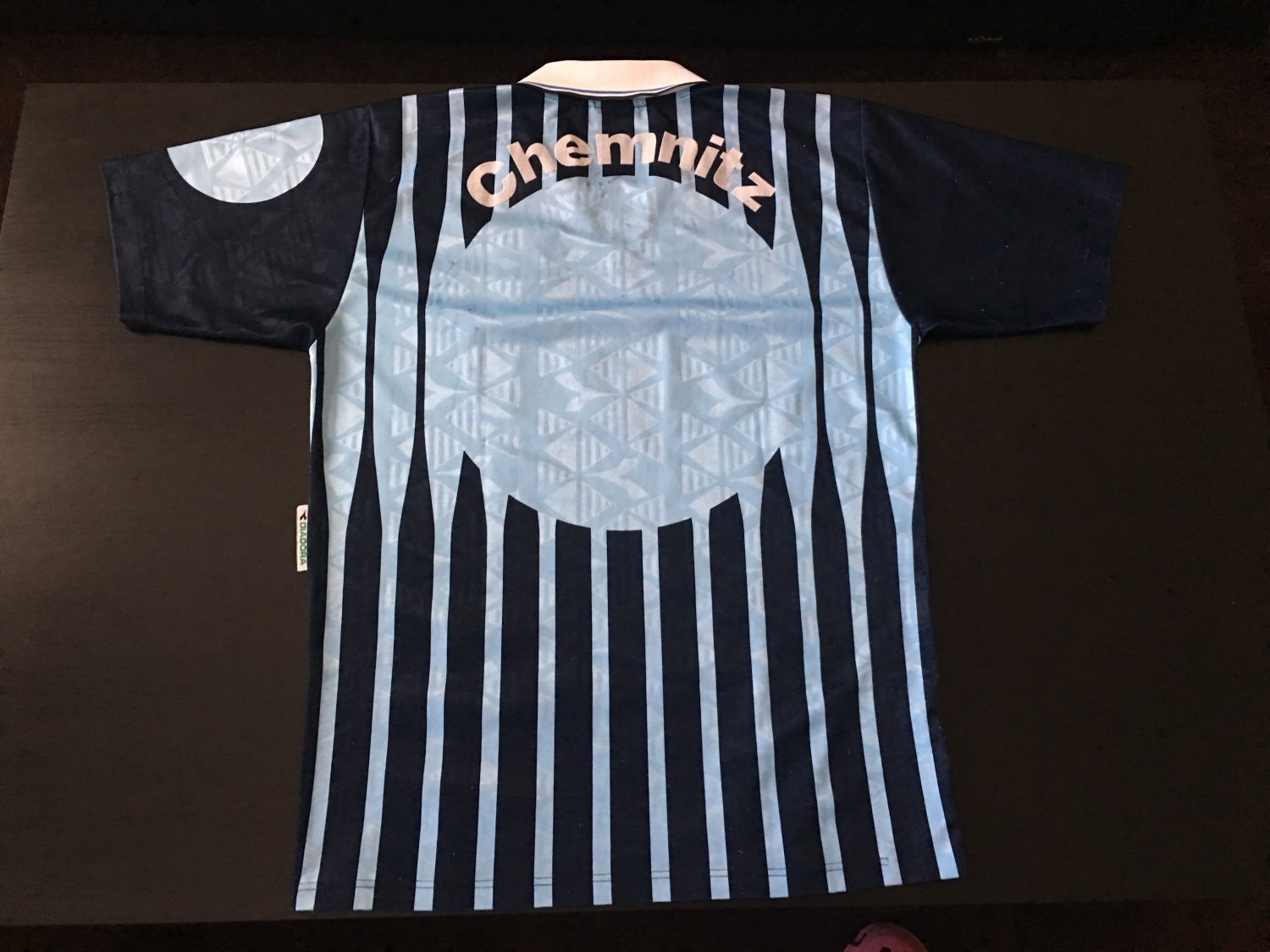 Chemnitzer FC Home FußballTrikots 1998 1999. Sponsored by Erdgas