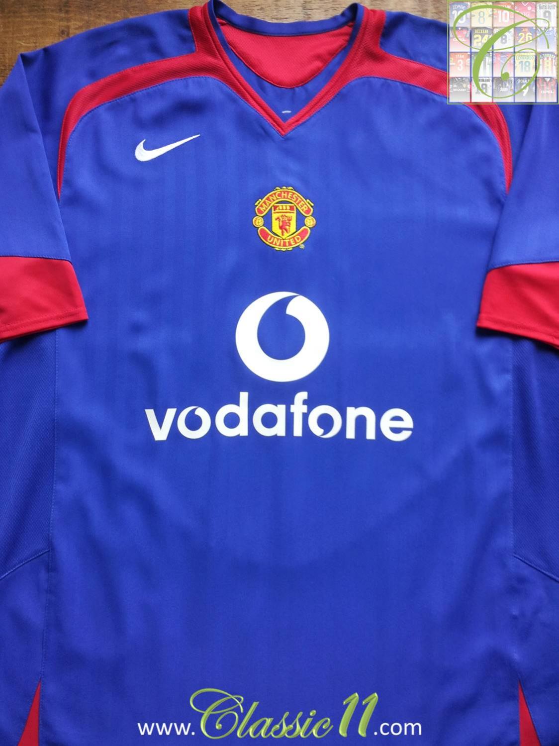 Manchester United Il Terzo maglia di calcio 2002 - 2003. Sponsored ...