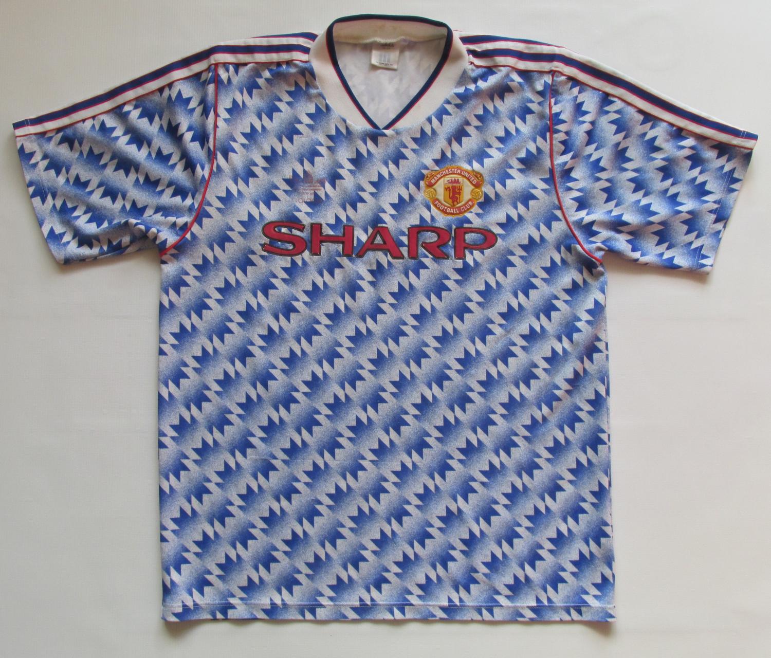 Manchester United Away football shirt 1990 - 1992. Sponsored by Sharp