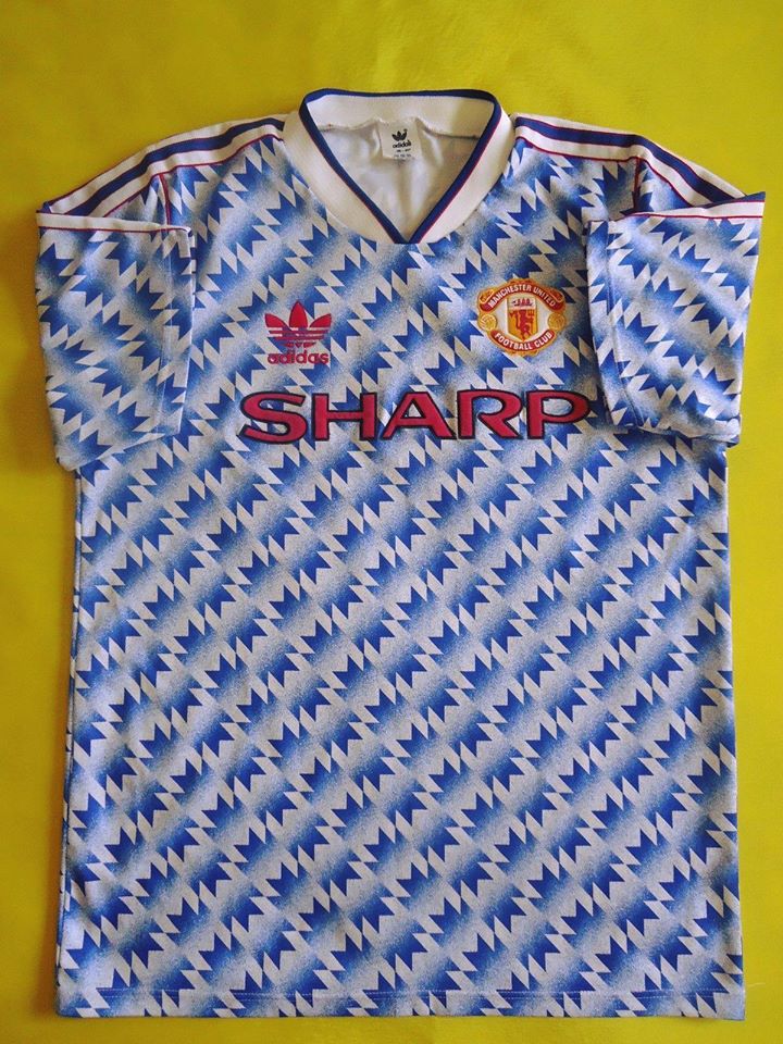 Manchester United Away football shirt 1990 - 1992. Sponsored by Sharp