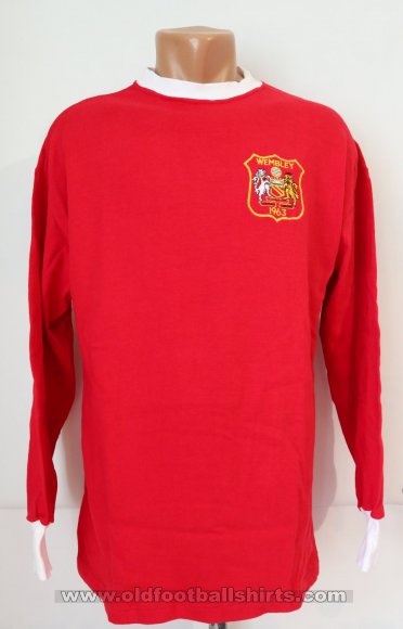 Manchester United Retro Replicas football shirt 1963