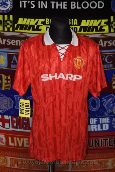 Manchester United Retro Replicas football shirt 1992 - 1994