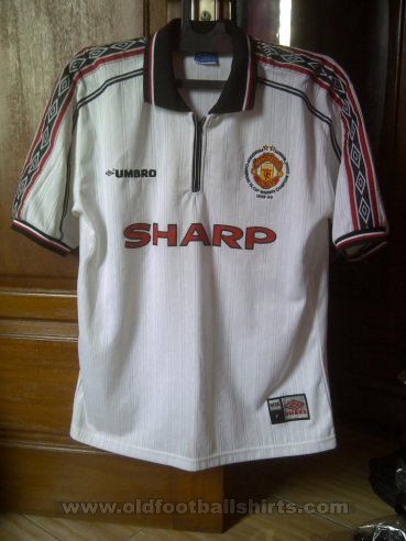 Manchester United Especial camisa de futebol 1998 - 1999