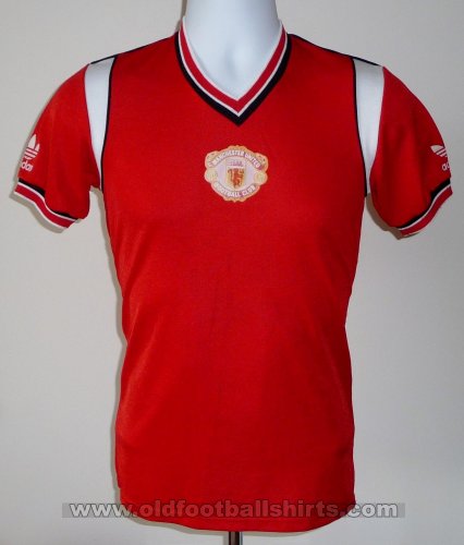 Manchester United Home baju bolasepak 1984 - 1986
