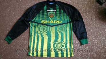 Manchester United Goalkeeper football shirt 1997 - 1998