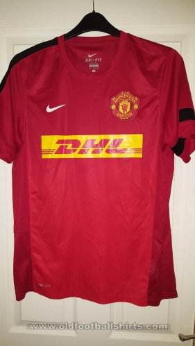 Manchester United Training/Leisure football shirt 2011 - 2013