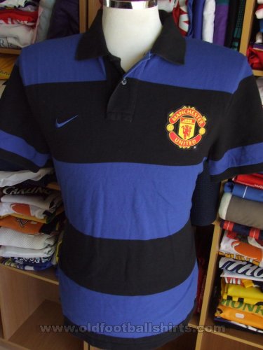 Manchester United Training/Leisure football shirt (unknown year)