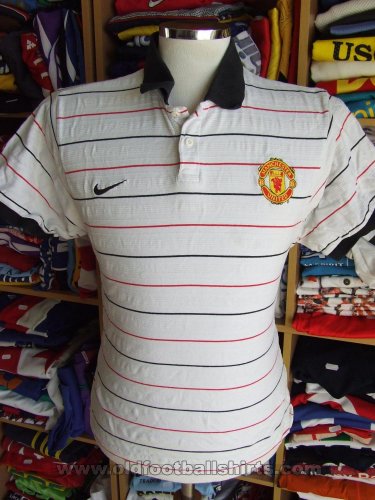 Manchester United Training/Leisure football shirt (unknown year)