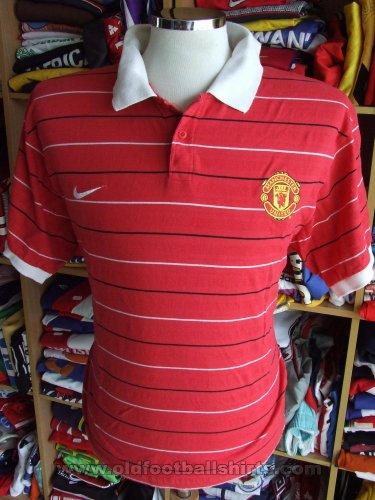 Manchester United Training/Leisure football shirt (unknown year)