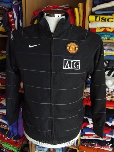 Manchester United Training/Leisure football shirt (unknown year)