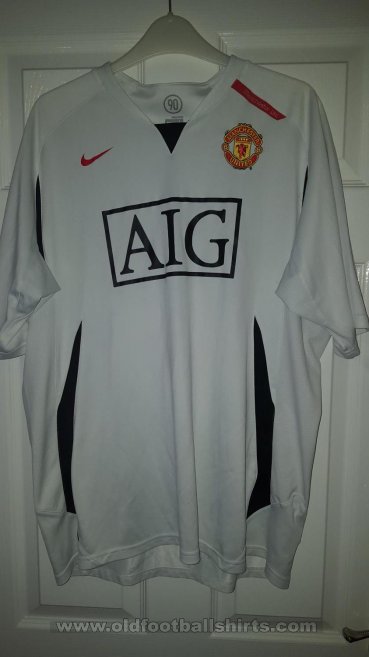 Manchester United Training/Leisure football shirt 2006 - 2008