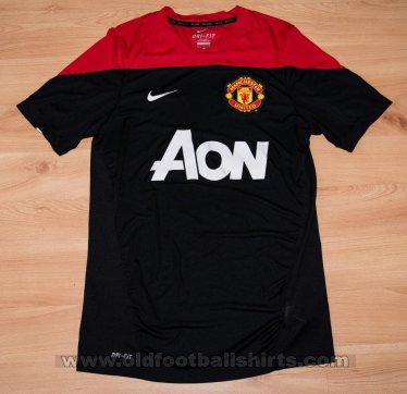 Manchester United Training/Leisure football shirt (unknown year)