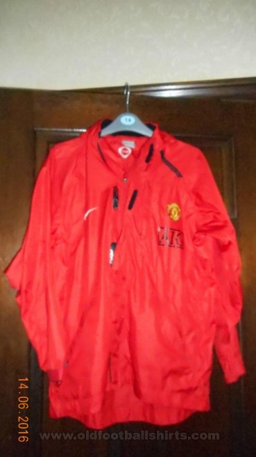 Manchester United Training/Leisure football shirt (unknown year)