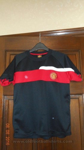 Manchester United Training/Leisure football shirt (unknown year)