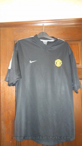 Manchester United Training/Leisure football shirt (unknown year)