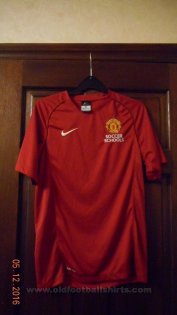 Manchester United Training/Leisure football shirt (unknown year)