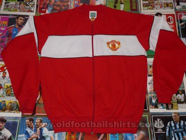 Manchester United Training/Leisure football shirt ? - 1985