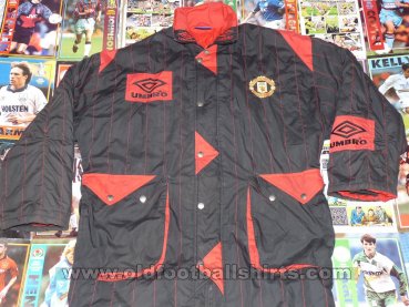 Manchester United Latihan/luangan baju bolasepak 1993 - 1994