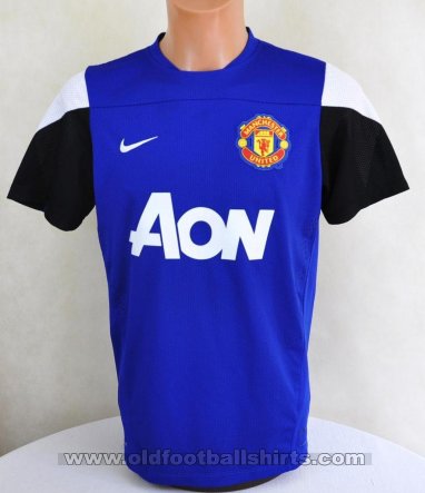 Manchester United Training/Leisure football shirt 2013 - 2014