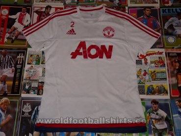 Manchester United Training/Leisure football shirt (unknown year)