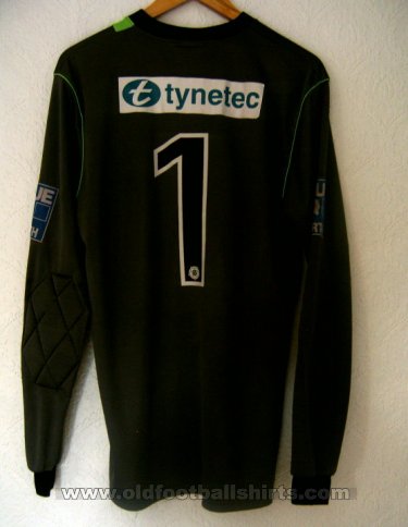 Blyth Spartans Goalkeeper football shirt 2008 - 2009