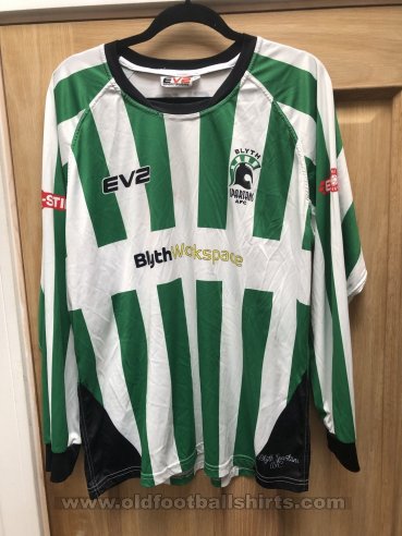 Blyth Spartans Home football shirt 2015 - 2016
