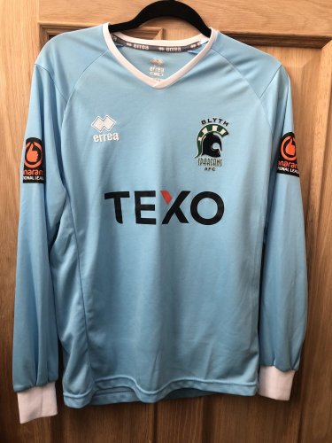 Blyth Spartans Goalkeeper football shirt 2023 - 2024
