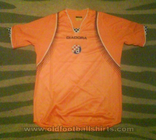 Dinamo Zagreb Away football shirt 2007 - 2008