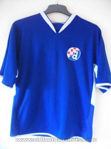 Dinamo Zagreb Training/Leisure football shirt 2006