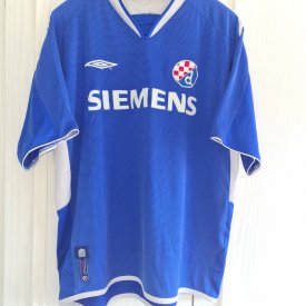 Dinamo Zagreb Home football shirt 2000 - 2001 sponsored by Siemens