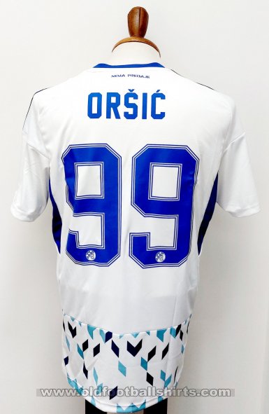 Dinamo Zagreb Away football shirt 2022 - 2023