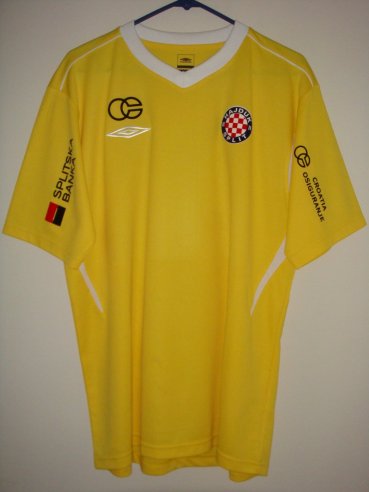 Hajduk Split Goalkeeper football shirt 2011 - 2012