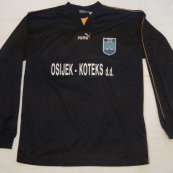 Third football shirt 1998 - 1999
