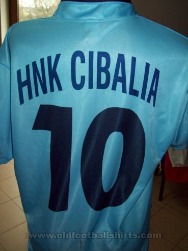 Cibalia Home baju bolasepak 2010 - 2014