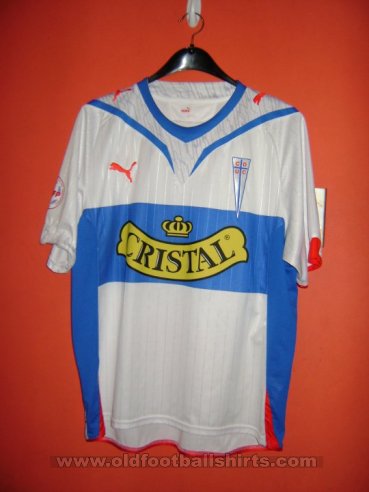 Club Deportivo Universidad Catolica Home football shirt 2009