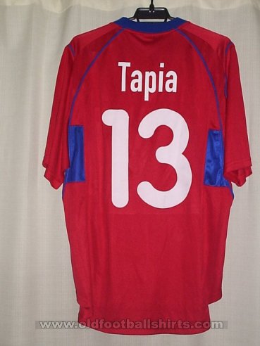 Club Deportivo Universidad Catolica Away football shirt 2002