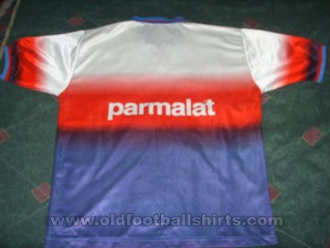 Club Deportivo Universidad Catolica Training/Leisure football shirt 1997