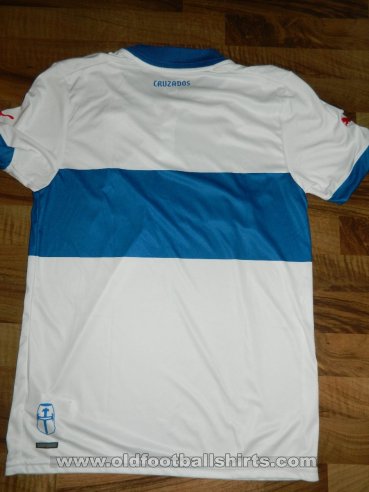 Club Deportivo Universidad Catolica Home football shirt 2012